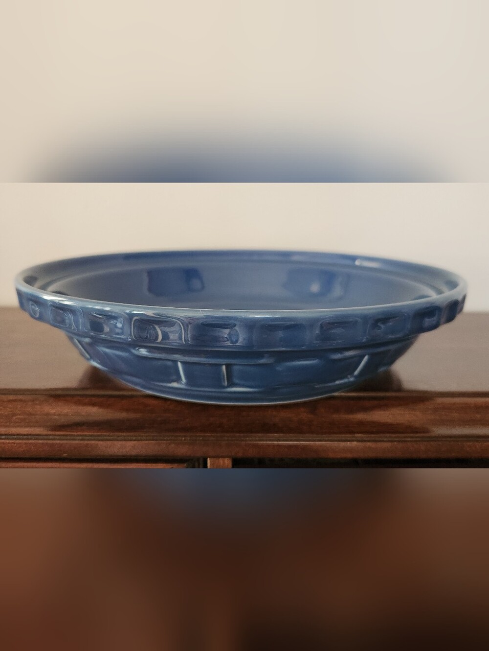 Longaberger Pottery 10" Pie Plate, Woven Tradition, Cornflower Blue Color